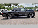New 2025 GMC SIERRA EV MAX RANGE DENALI in JACKSONVILLE, FLORIDA (Photo 26)