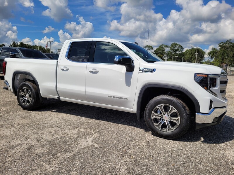 New 2026 GMC SIERRA 1500 SLE in JACKSONVILLE, FLORIDA