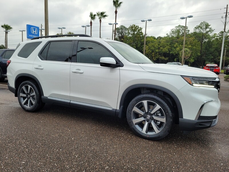 New 2025 Honda Pilot TOURING in JACKSONVILLE, FLORIDA