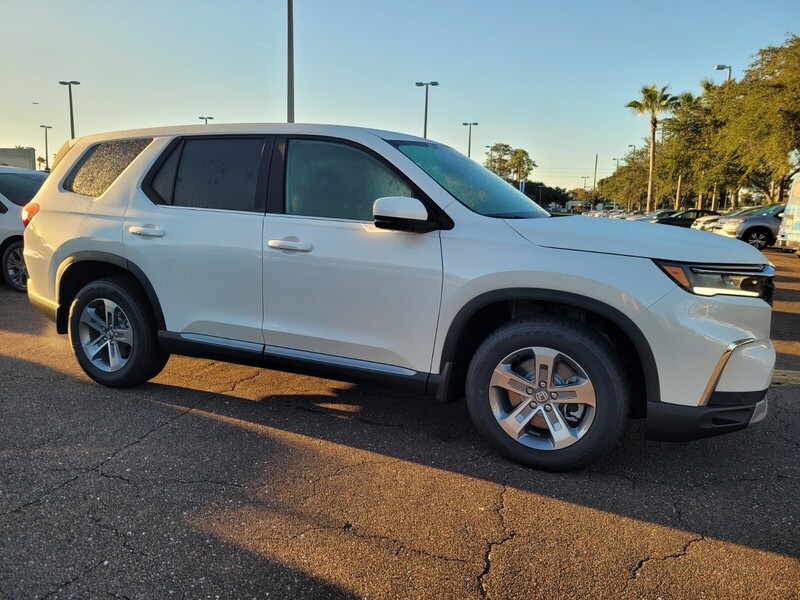 New 2025 Honda Pilot EX-L in JACKSONVILLE, FLORIDA