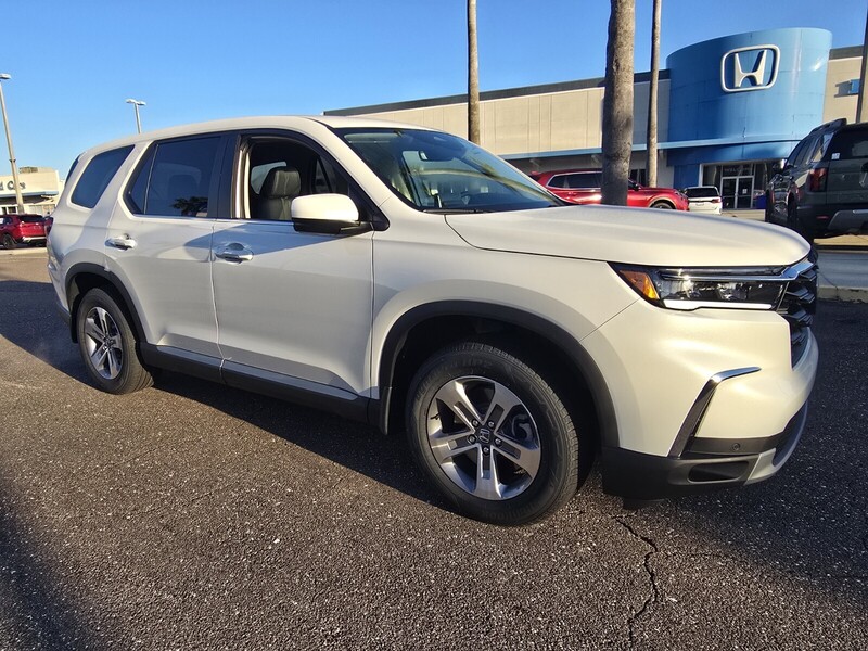New 2025 Honda Pilot EX-L in JACKSONVILLE, FLORIDA