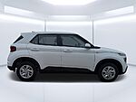 New 2026 HYUNDAI VENUE SE in JACKSONVILLE, FLORIDA (Photo 2)