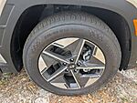 New 2026 HYUNDAI TUCSON SEL PREMIUM in JACKSONVILLE, FLORIDA (Photo 10)