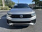 Used 2023 Volkswagen Tiguan SE R-LINE BLACK in ATLANTIC BEACH, FLORIDA (Photo 9)
