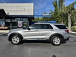 Used 2021 FORD EXPLORER XLT in ATLANTIC BEACH, FLORIDA (Photo 3)