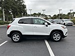 Used 2021 CHEVROLET TRAX LT in ATLANTIC BEACH, FLORIDA (Photo 8)