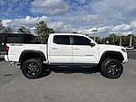 Used 2017 TOYOTA TACOMA TRD OFF ROAD in ATLANTIC BEACH, FLORIDA (Photo 8)