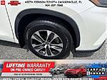 Used 2021 TOYOTA HIGHLANDER XLE AWD (NATL) in JACKSONVILLE, FLORIDA (Photo 19)
