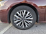 Used 2024 NISSAN ALTIMA 2.5 SV SEDAN in JACKSONVILLE, FLORIDA (Photo 10)