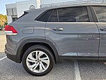 Used 2020 Volkswagen Atlas Cross Sport 3.6L V6 SE W/TECHNOLOGY FWD in JACKSONVILLE, FLORIDA (Photo 6)