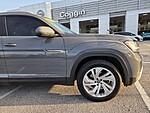 Used 2020 Volkswagen Atlas Cross Sport 3.6L V6 SE W/TECHNOLOGY FWD in JACKSONVILLE, FLORIDA (Photo 8)