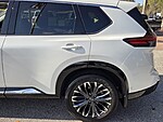 Used 2024 NISSAN ROGUE FWD PLATINUM in JACKSONVILLE, FLORIDA (Photo 4)