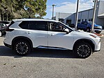 Used 2024 NISSAN ROGUE FWD PLATINUM in JACKSONVILLE, FLORIDA (Photo 7)