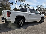 Used 2025 GMC SIERRA 1500 SLT in JACKSONVILLE, FLORIDA (Photo 7)