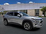 Used 2025 CHEVROLET TRAX LT in JACKSONVILLE, FLORIDA (Photo 2)
