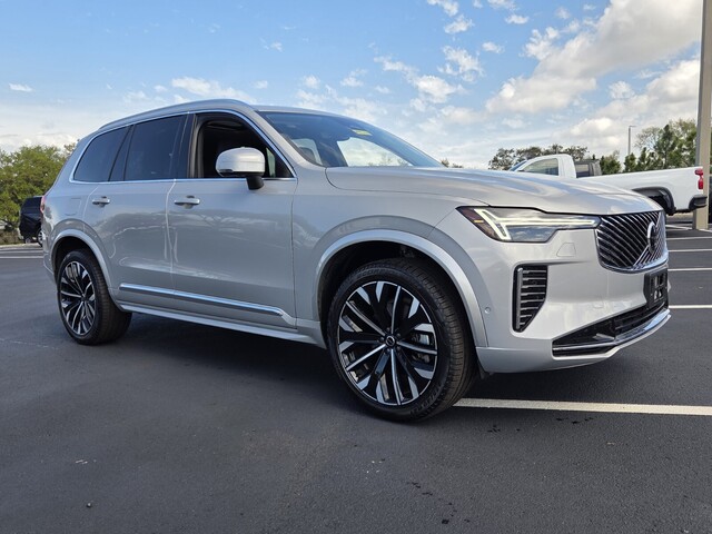 Silver 2025 Volvo XC90 B6 Plus Bright Theme 7-Passenger AWD SUV / Crossover All-Wheel Drive Automatic