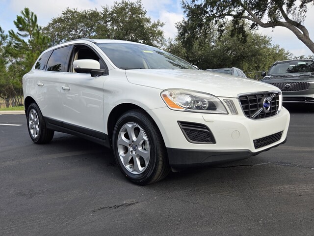Ice White 2013 Volvo XC60 SUV / Crossover Front-Wheel Drive Automatic