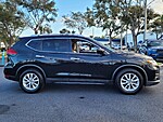 Used 2017 NISSAN ROGUE 2017.5 FWD SV in LAKE WORTH, FLORIDA (Photo 5)