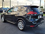 Used 2017 NISSAN ROGUE 2017.5 FWD SV in LAKE WORTH, FLORIDA (Photo 9)