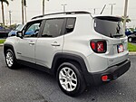 Used 2017 JEEP RENEGADE LATITUDE FWD in LAKE WORTH, FLORIDA (Photo 9)
