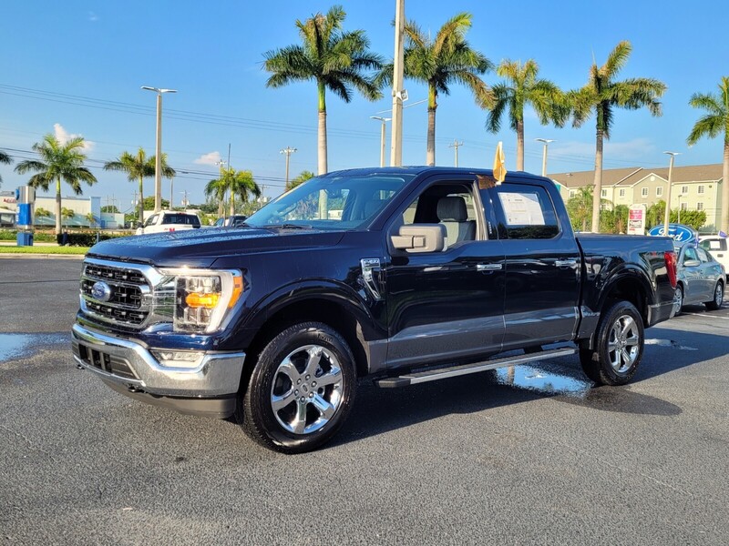 Used 2022 FORD F-150 XLT 4WD SUPERCREW 5.5' BOX in LAKE WORTH, FLORIDA