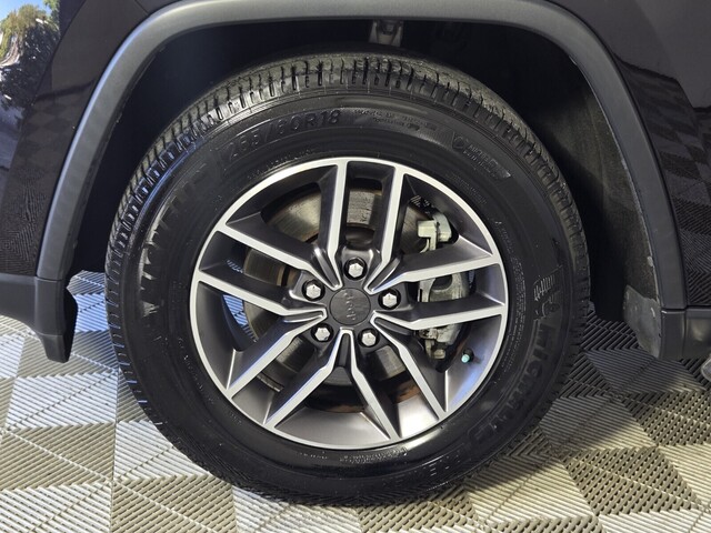 used 2021 Jeep Grand Cherokee car, priced at $16,868