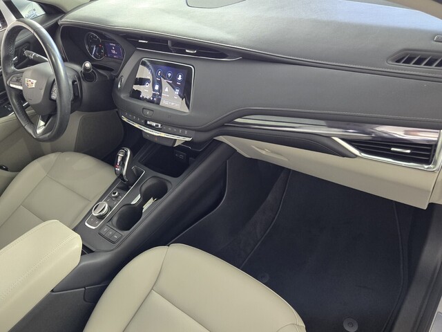 used 2021 Cadillac XT4 car, priced at $21,998