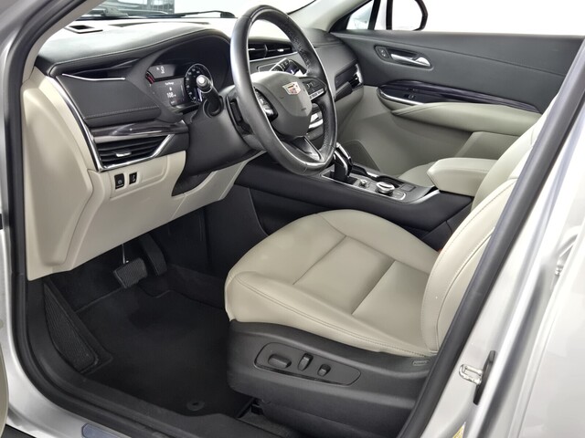 used 2021 Cadillac XT4 car, priced at $21,998