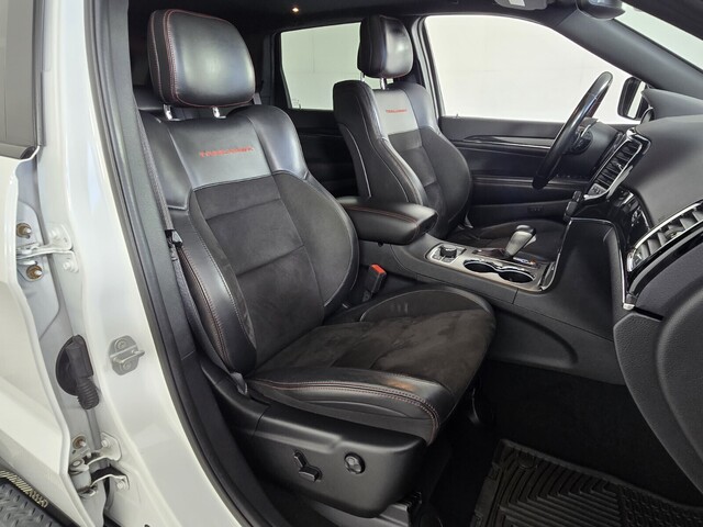 used 2021 Jeep Grand Cherokee car, priced at $15,888