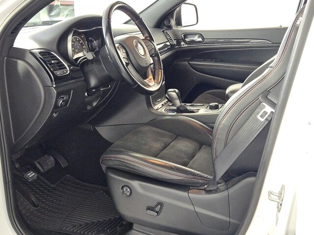 used 2021 Jeep Grand Cherokee car, priced at $15,888