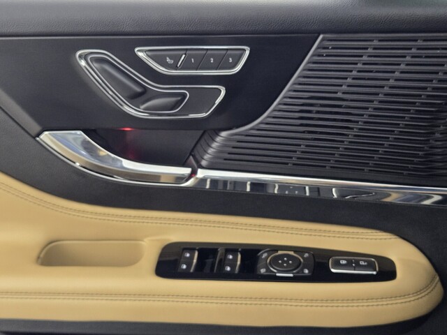 used 2022 Lincoln Corsair car, priced at $27,398