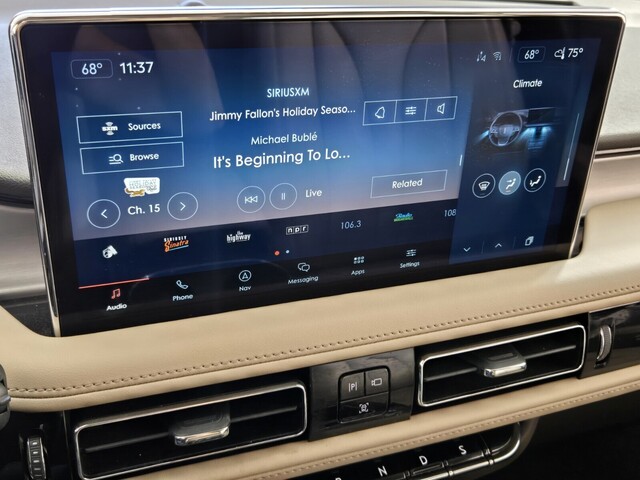 used 2023 Lincoln Nautilus car