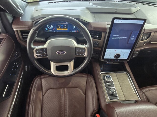 used 2023 Ford Expedition car, priced at $44,998