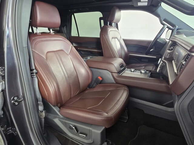 used 2023 Ford Expedition car, priced at $44,998