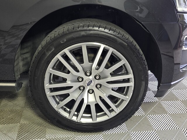 used 2023 Ford Expedition car, priced at $44,998