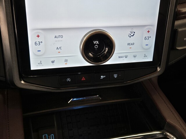 used 2023 Ford Expedition car, priced at $44,998