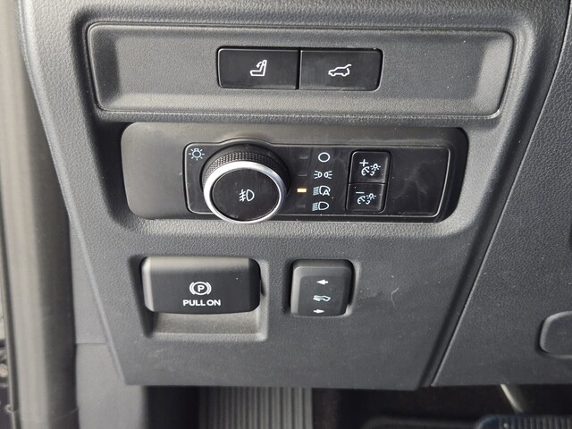 used 2023 Ford Expedition car, priced at $44,998