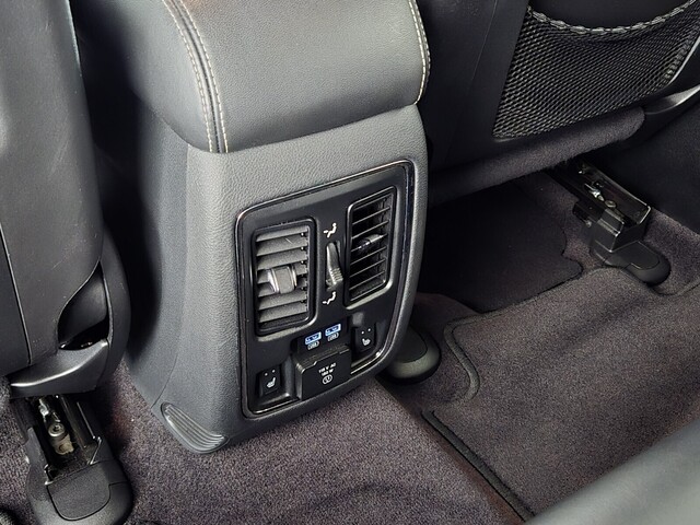 used 2016 Jeep Grand Cherokee car, priced at $16,488