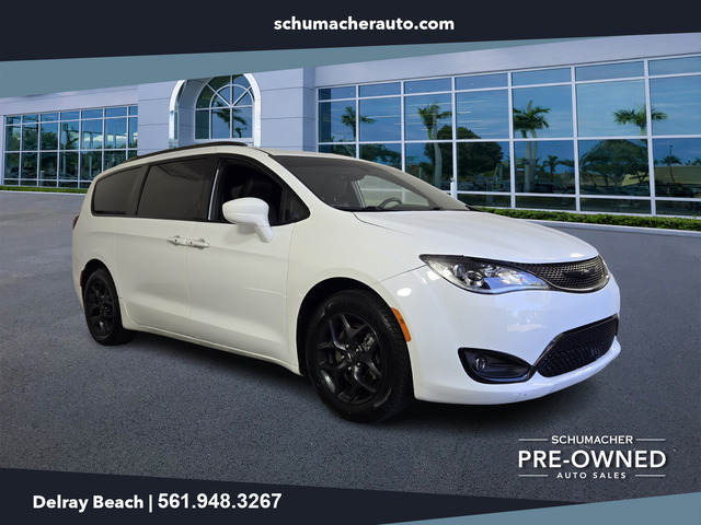 used 2019 Chrysler Pacifica car, priced at $9,998