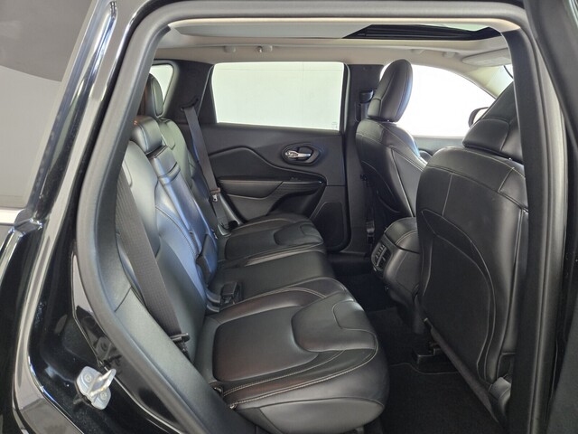 used 2016 Jeep Cherokee car, priced at $11,488