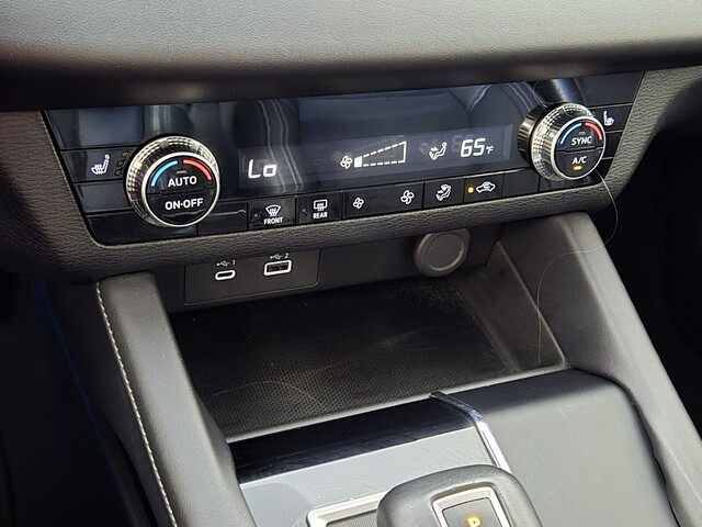 used 2023 Mitsubishi Outlander car