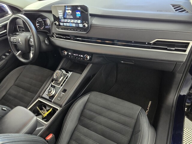 used 2022 Mitsubishi Outlander car