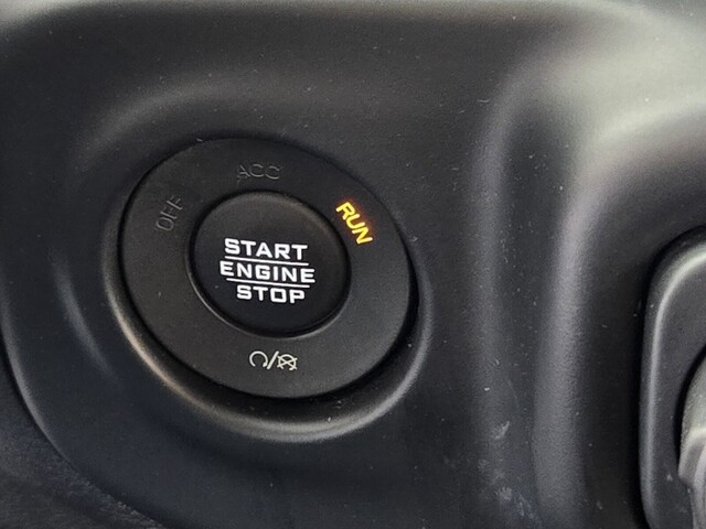 used 2019 Jeep Wrangler Unlimited car, priced at $32,998