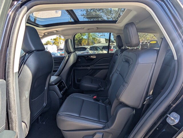 used 2025 Lincoln Aviator car, priced at $64,988