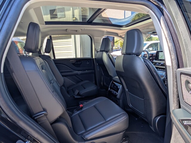 used 2025 Lincoln Aviator car, priced at $64,988