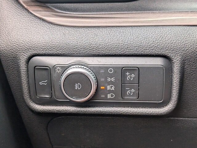 used 2022 Ford Explorer car, priced at $25,498