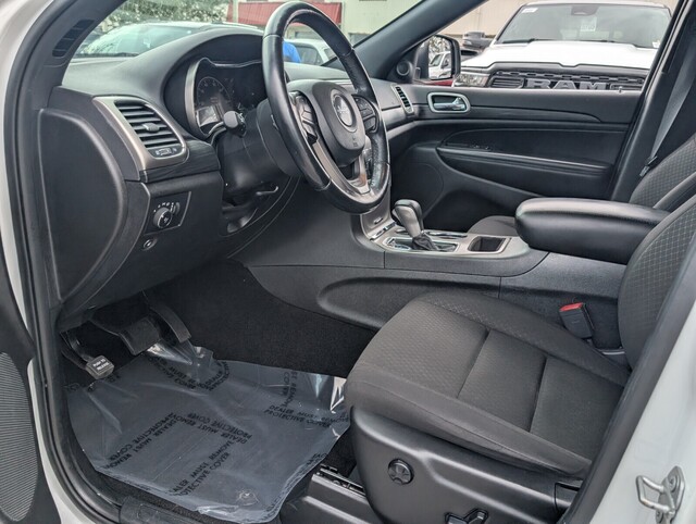 used 2021 Jeep Grand Cherokee car, priced at $20,998