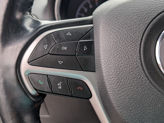 used 2021 Jeep Grand Cherokee car, priced at $20,998