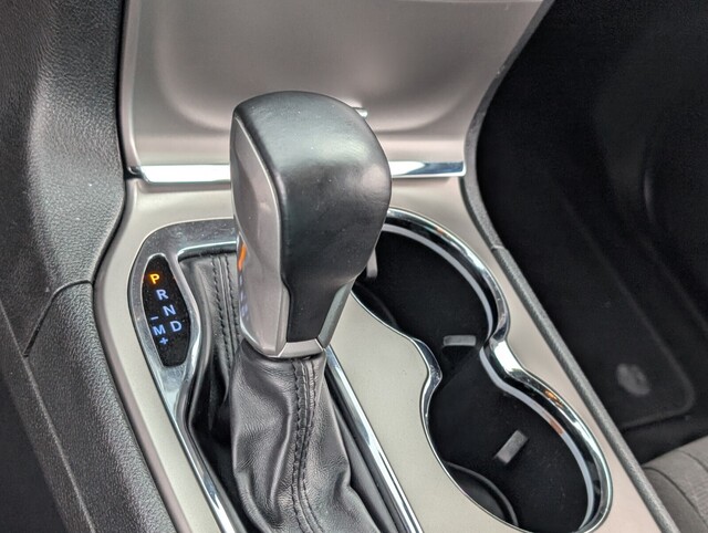 used 2021 Jeep Grand Cherokee car, priced at $20,998