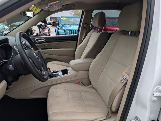 used 2019 Jeep Grand Cherokee car, priced at $15,988